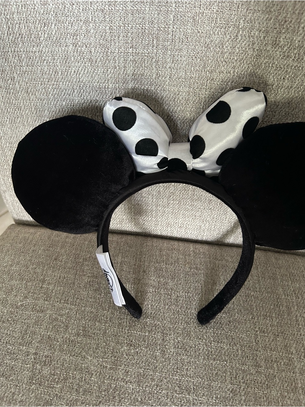 Disney Parks Black Minnie Mouse Ears with White Polka Dot Bow - Picture 3 of 4